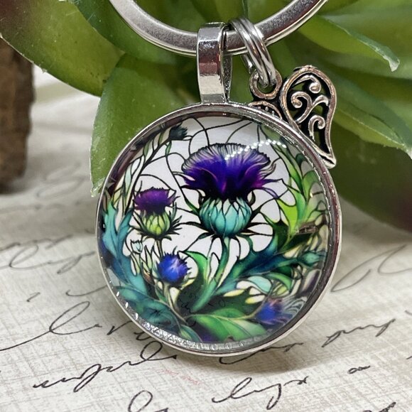 Scottish Thistle Keychain Key Claddagh Heart Gift Box Necklace Irish Christmas - Picture 7 of 13